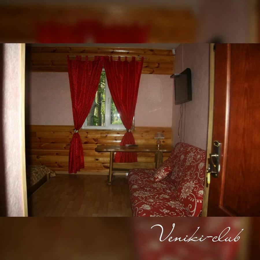 Veniki-Club Ξενοδοχείο Vorzelʼ Εξωτερικό φωτογραφία